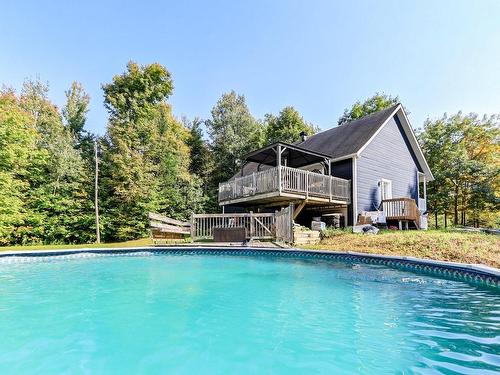 Pool - 136 Rue Jimmy, Sainte-Sophie, QC 