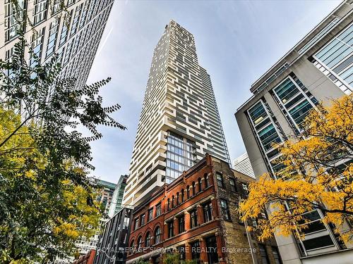 4107-20 Lombard St, Toronto, ON - Outdoor With Facade