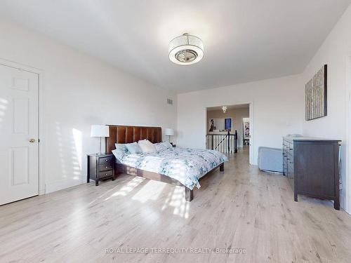 7 Bissland Dr, Ajax, ON - Indoor Photo Showing Bedroom