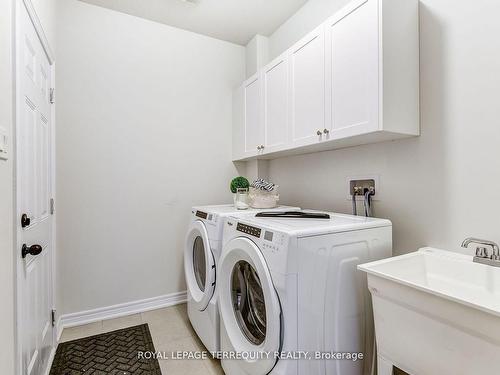 20 Sambro Lane, Whitchurch-Stouffville, ON - Indoor Photo Showing Laundry Room