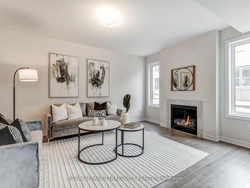 20 Sambro Lane, Whitchurch-Stouffville, ON - Indoor Photo Showing Living Room With Fireplace