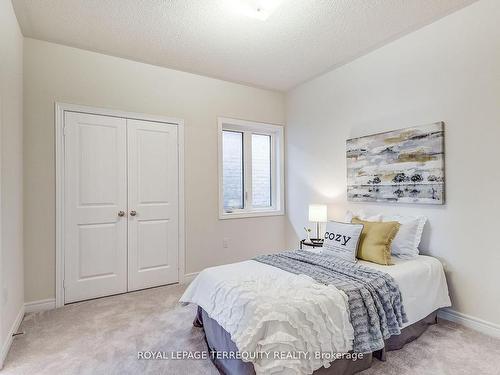 20 Sambro Lane, Whitchurch-Stouffville, ON - Indoor Photo Showing Bedroom