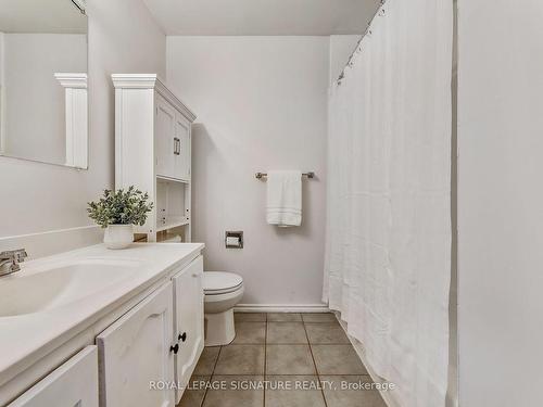 26-2651 Aquitaine Ave, Mississauga, ON - Indoor Photo Showing Bathroom