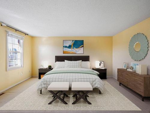 89 Stornwood Crt, Brampton, ON - Indoor Photo Showing Bedroom