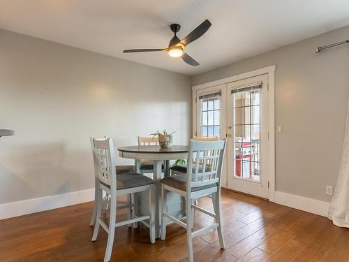 406-875 Sahali Terrace, Kamloops, BC - Indoor Photo Showing Dining Room