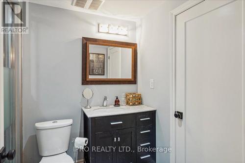 1493 Queensbury Crescent, Oakville, ON - Indoor Photo Showing Bathroom