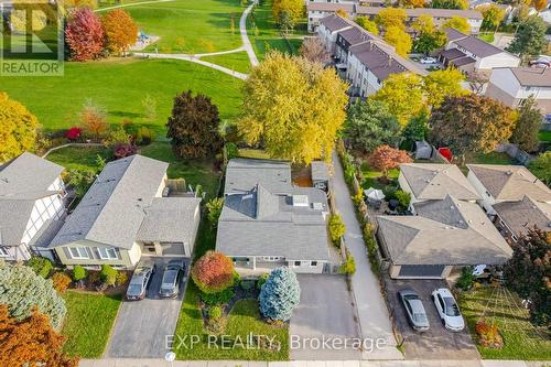 853 Willow Avenue, Milton, ON - Outdoor With View