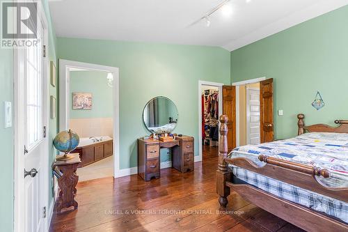 123 Valley Ridge Road, Grey Highlands, ON - Indoor Photo Showing Bedroom