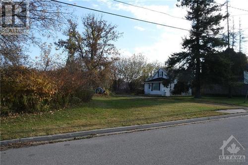 145' Wide Lot with Mature Trees - Natural Gas on Site - 75 Louis Street, Brockville, ON - Outdoor