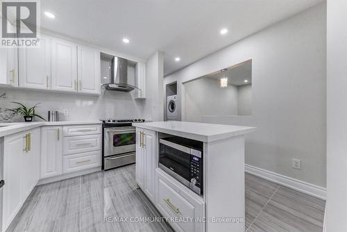 66 Valdez Court, Oshawa, ON - Indoor Photo Showing Kitchen