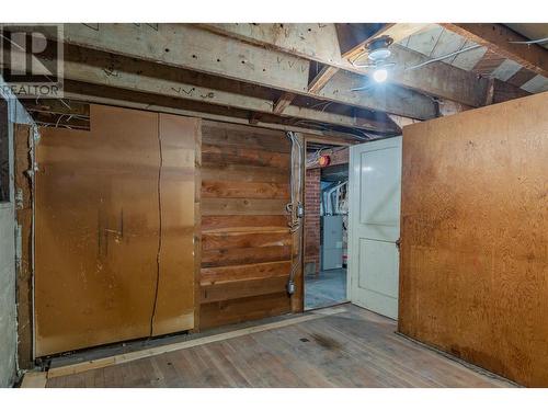 1833 Third Avenue, Trail, BC - Indoor Photo Showing Basement