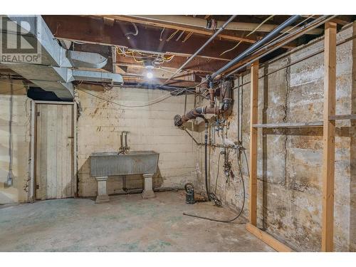 1833 Third Avenue, Trail, BC - Indoor Photo Showing Basement