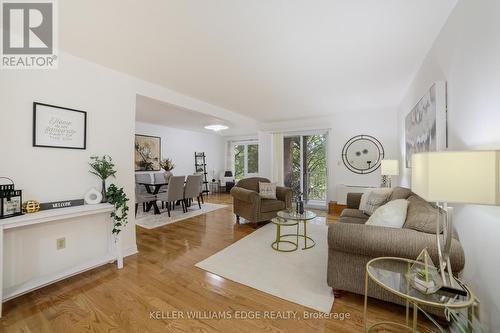 56 - 3050 Pinemeadow Drive, Burlington, ON - Indoor Photo Showing Living Room