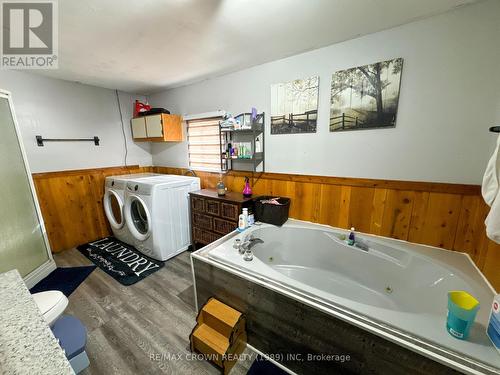 45 Denis Street, Hearst, ON - Indoor Photo Showing Laundry Room