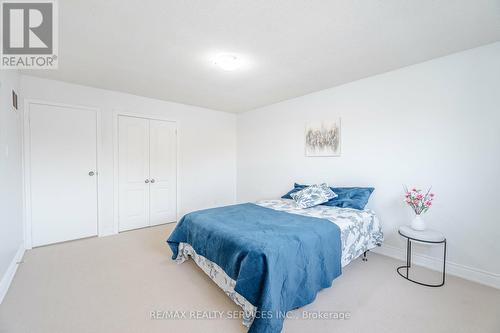 98 Simmons Boulevard, Brampton, ON - Indoor Photo Showing Bedroom