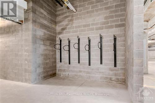 512 - 397 Codd'S Road, Ottawa, ON - Indoor Photo Showing Bathroom