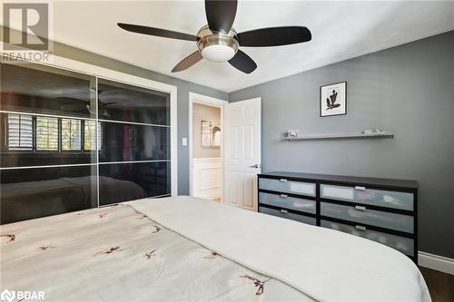 440 Mount Albion Road, Hamilton, ON - Indoor Photo Showing Bedroom