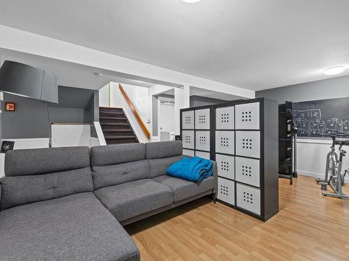 Salle familiale - 1529 Rue Des Chênaies, Boisbriand, QC - Indoor Photo Showing Living Room