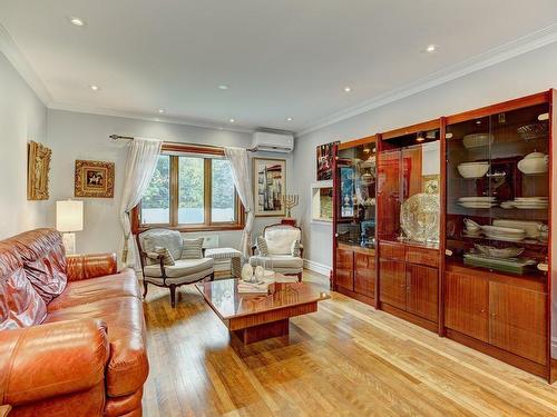 Salon - 397 Av. Glengarry, Mont-Royal, QC - Indoor Photo Showing Living Room