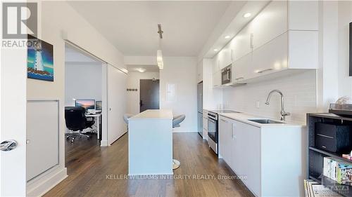 908 - 255 Bay Street, Ottawa, ON - Indoor Photo Showing Kitchen With Upgraded Kitchen