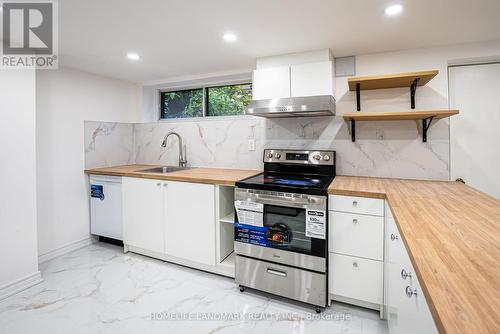 299 Holmes Avenue, Toronto, ON - Indoor Photo Showing Kitchen