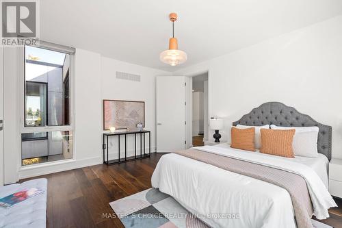 15 Fairmeadow Avenue, Toronto, ON - Indoor Photo Showing Bedroom