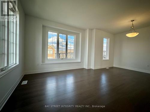 1224 Wheat Boom Drive, Oakville, ON - Indoor Photo Showing Other Room