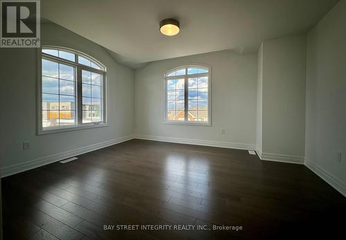 1224 Wheat Boom Drive, Oakville, ON - Indoor Photo Showing Other Room