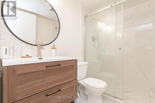 1003 - 2470 Eglinton Avenue W, Toronto, ON - Indoor Photo Showing Bathroom