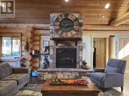 5373 Kallum Drive, 108 Mile Ranch, BC - Indoor Photo Showing Living Room With Fireplace