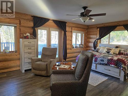 5373 Kallum Drive, 108 Mile Ranch, BC - Indoor Photo Showing Bedroom