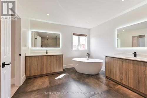 127 Greenwood Road, Whitchurch-Stouffville, ON - Indoor Photo Showing Bathroom