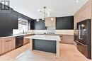 127 Greenwood Road, Whitchurch-Stouffville, ON  - Indoor Photo Showing Kitchen With Upgraded Kitchen 