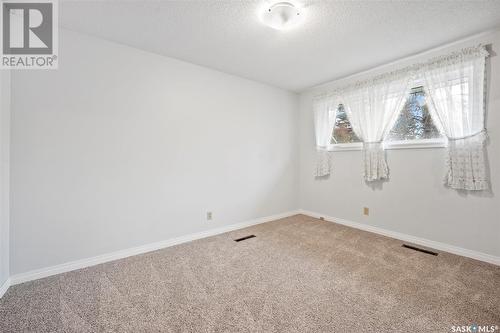 188 Salisbury Drive, Saskatoon, SK - Indoor Photo Showing Other Room