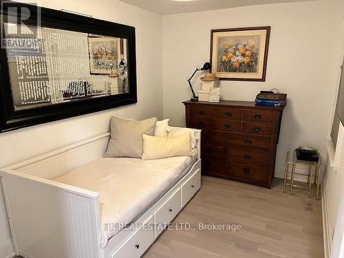 431 Paliser Crescent S, Richmond Hill, ON - Indoor Photo Showing Bedroom