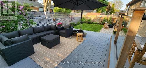 431 Paliser Crescent S, Richmond Hill, ON - Outdoor With Deck Patio Veranda With Exterior