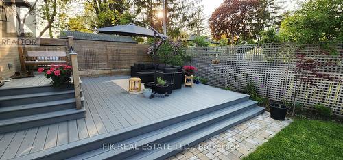 431 Paliser Crescent S, Richmond Hill, ON - Outdoor With Deck Patio Veranda