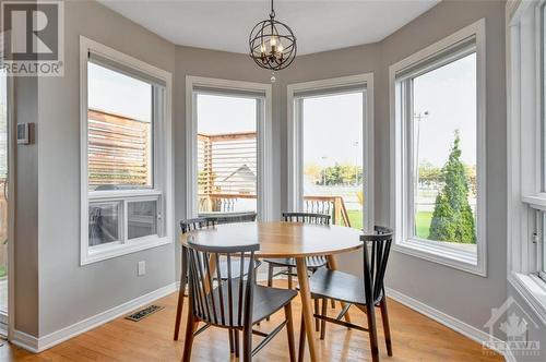 112 Tweed Crescent, Russell, ON - Indoor Photo Showing Dining Room