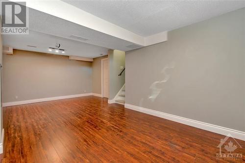 112 Tweed Crescent, Russell, ON - Indoor Photo Showing Other Room