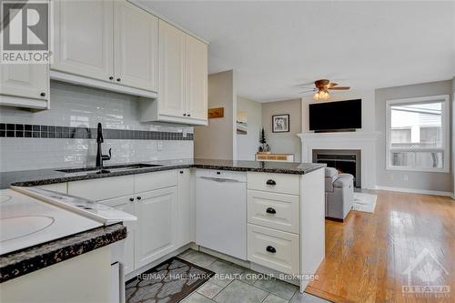 112 Tweed Crescent, Russell, ON - Indoor Photo Showing Kitchen