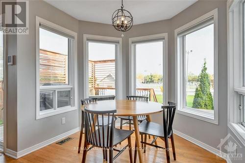 112 Tweed Crescent, Russell, ON - Indoor Photo Showing Dining Room