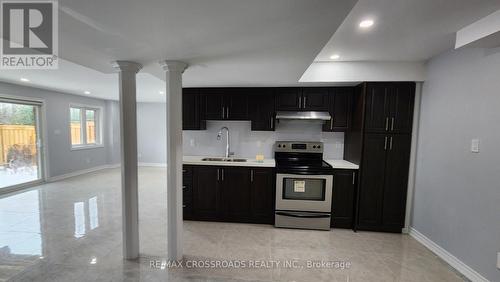 Bsmt - 215 Symington Avenue, Oshawa, ON - Indoor Photo Showing Kitchen With Double Sink