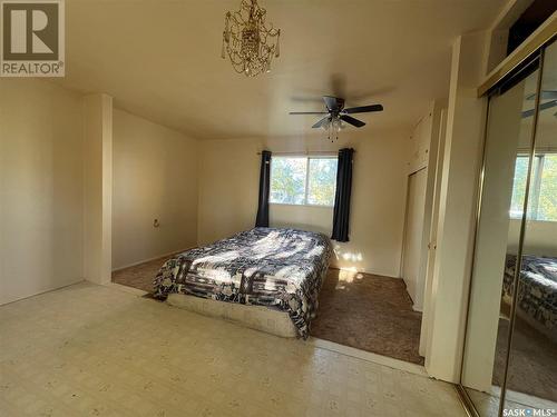 183 5Th Avenue W, Central Butte, SK - Indoor Photo Showing Bedroom