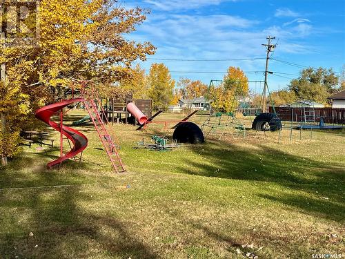 183 5Th Avenue W, Central Butte, SK - Outdoor