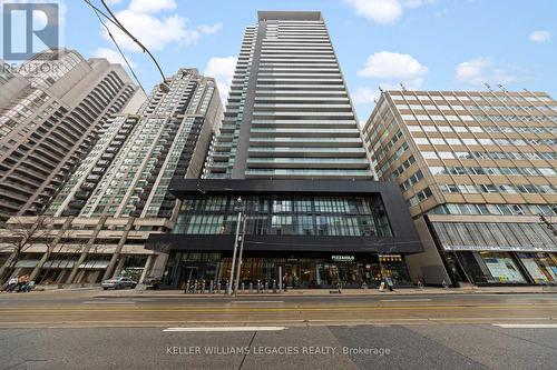 413 - 770 Bay Street, Toronto, ON - Outdoor With Facade