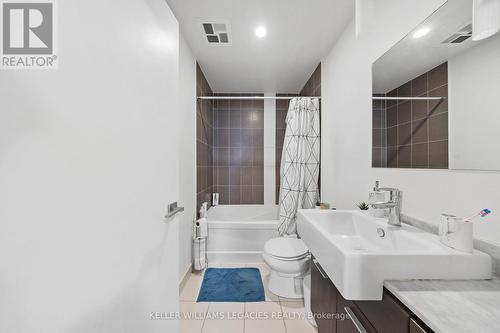 413 - 770 Bay Street, Toronto, ON - Indoor Photo Showing Bathroom