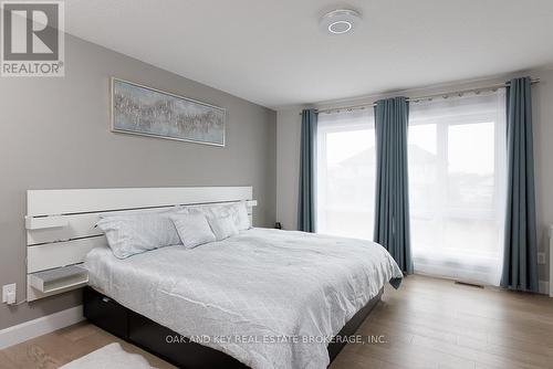 62 Crestview Drive, Middlesex Centre (Komoka), ON - Indoor Photo Showing Bedroom