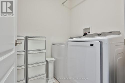 86 Gas Lamp Lane, Markham, ON - Indoor Photo Showing Laundry Room