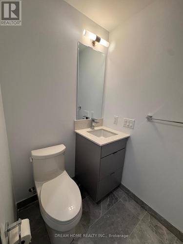 1907 - 30 Elm Drive, Mississauga, ON - Indoor Photo Showing Bathroom