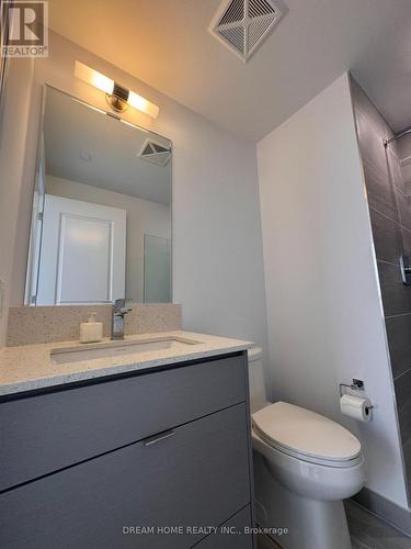 1907 - 30 Elm Drive, Mississauga, ON - Indoor Photo Showing Bathroom